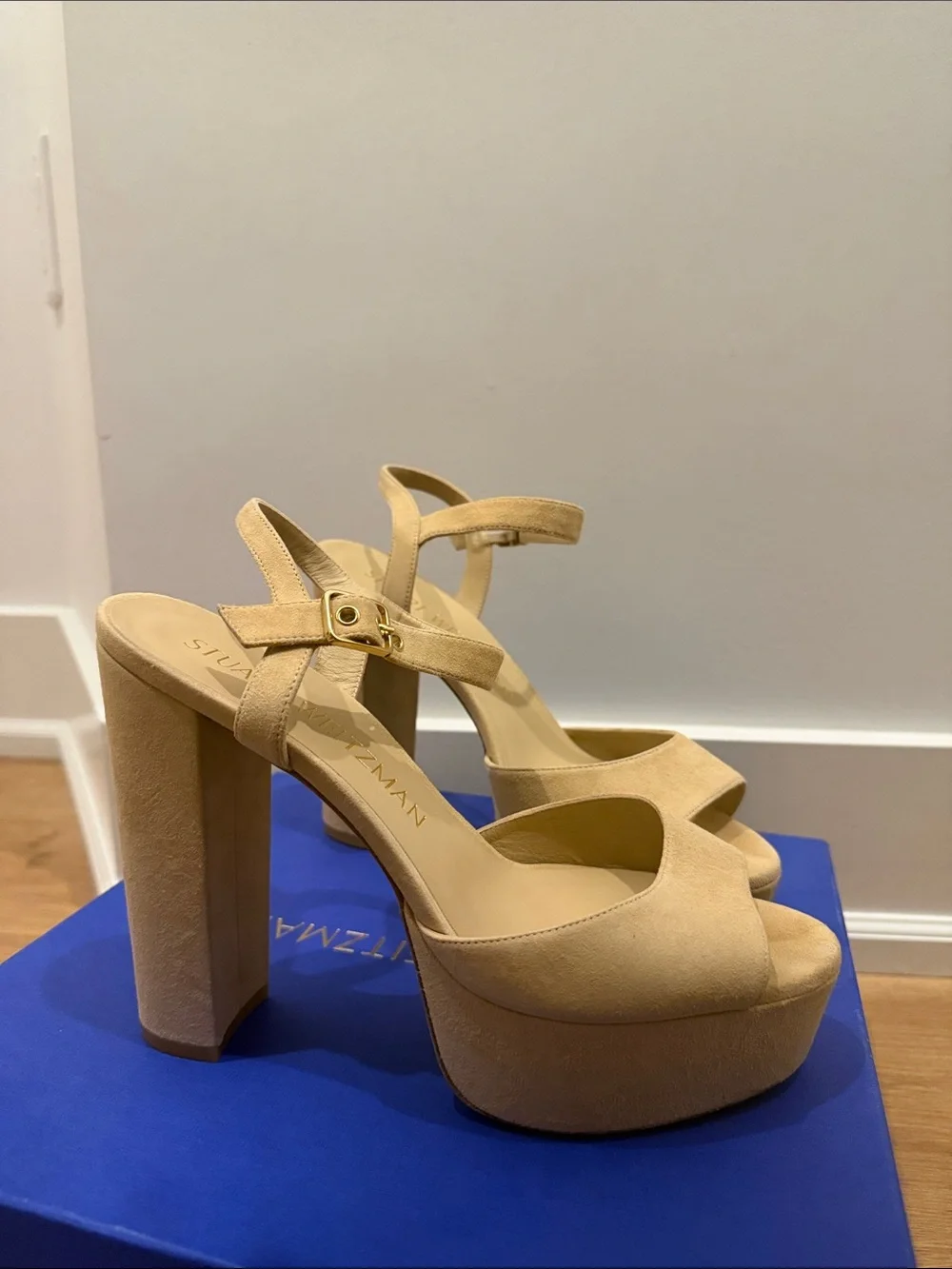 Stuart Weitzman high platform